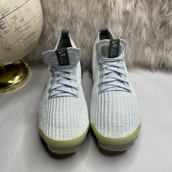 Nike Air VaporMax Flyknit 3 Pure Platinum White - Picture 3 of 11